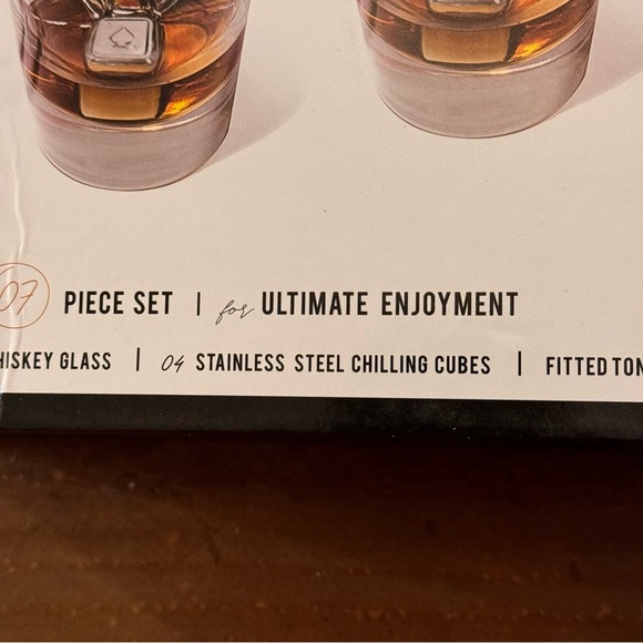 Whiskey Drinking Duo Set - Picture 4 of 7